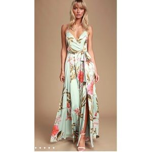 Still the One Sage Green Floral Print Satin Maxi Dress size Large